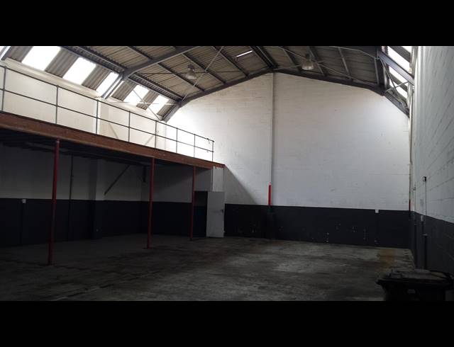 300M² FACTORY TO LET IN KILLARNEY GARDENS